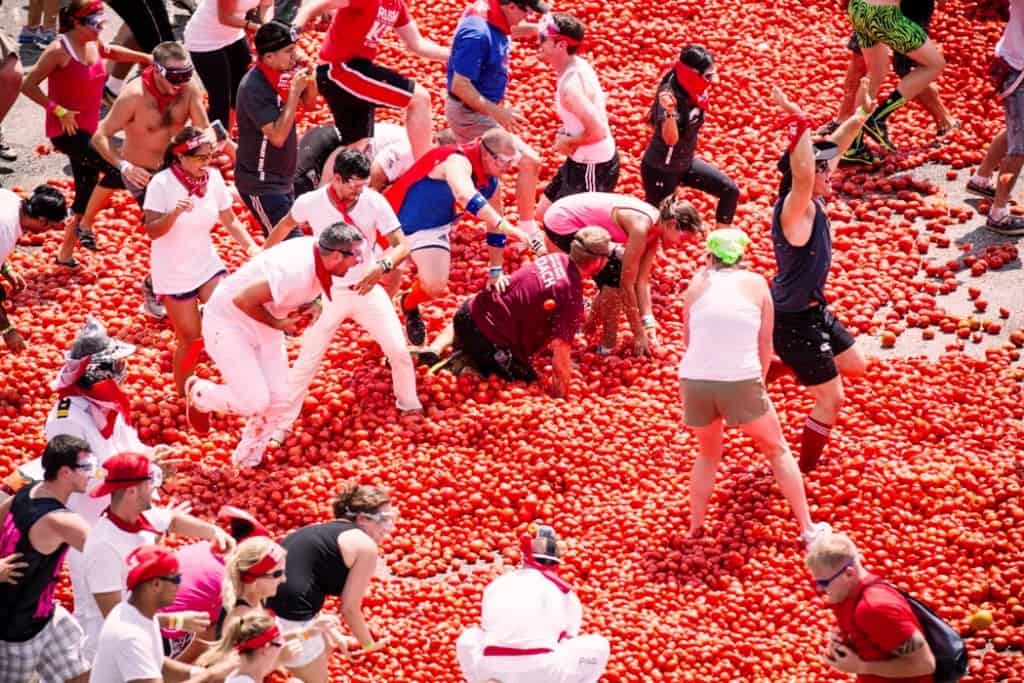 La Tomatina: Festival Perang Tomat yang Bikin Spanyol Meriah