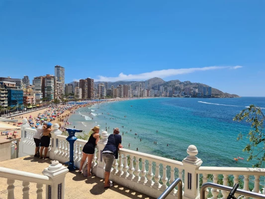 pantai benidorm